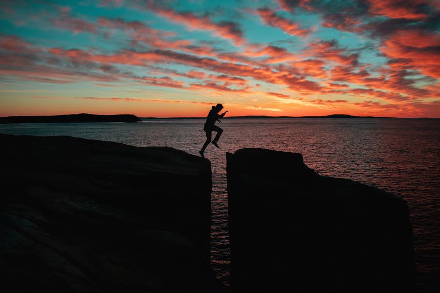 Jumping Across Rocks - Rogue Management To Process Oriented Leadership
