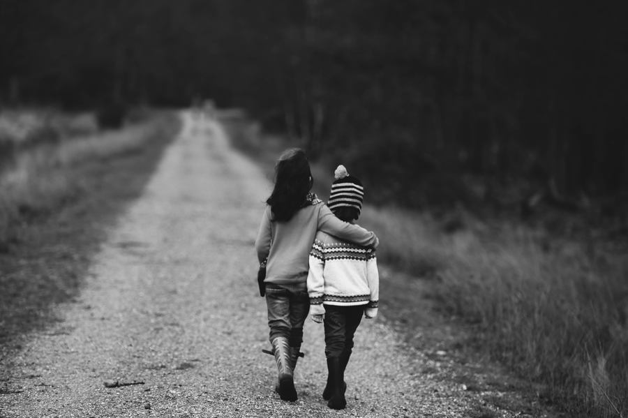 Kids Walking Together - Become a better leader