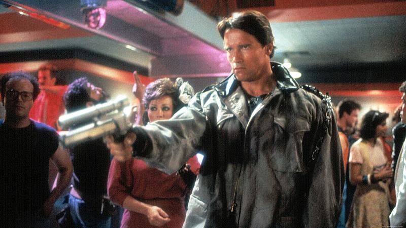 Terminator 1, arnold pointing gun at club