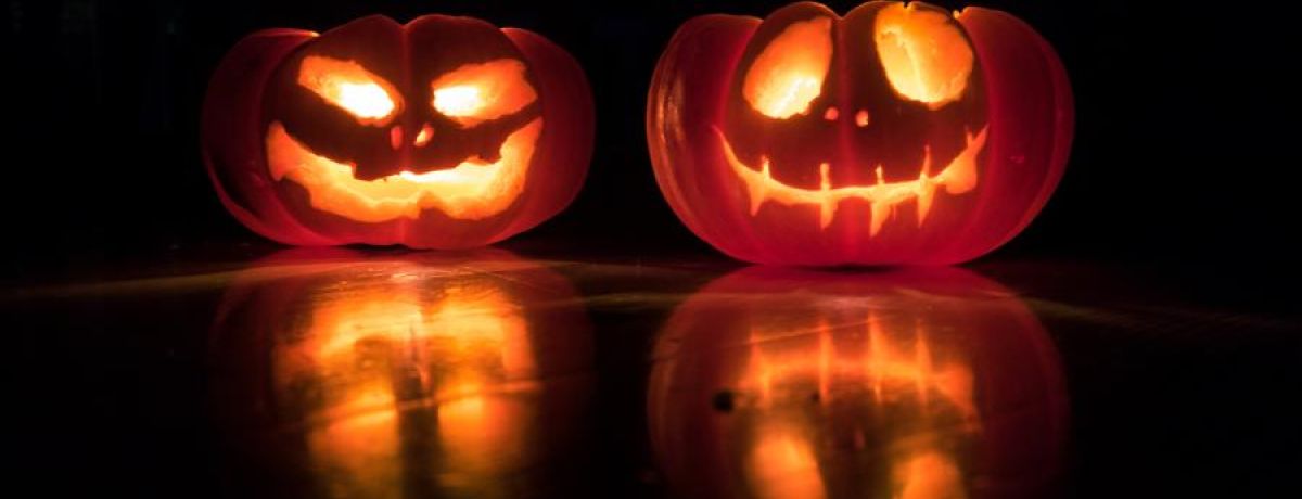 Carved Pumpkins Light Twins