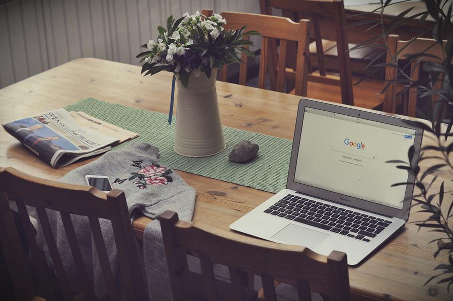 Laptop Computer With Google Search
