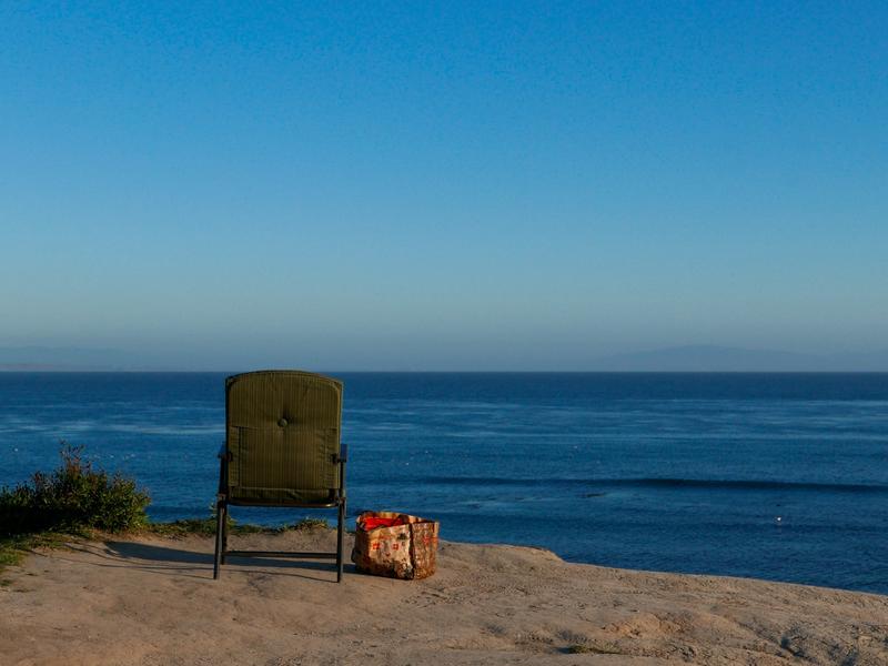 Ocean View With Chair & Bag