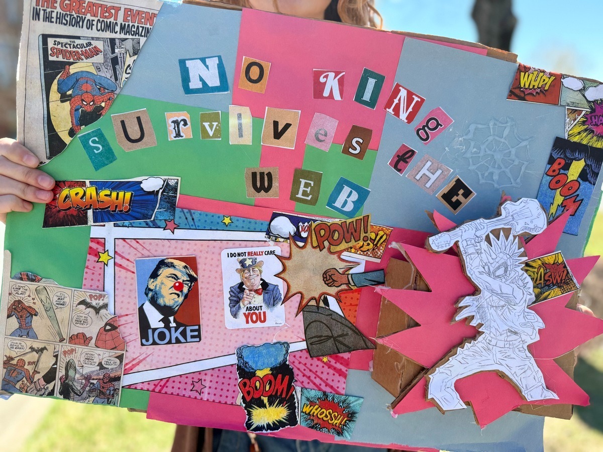 no kings spiderman sign