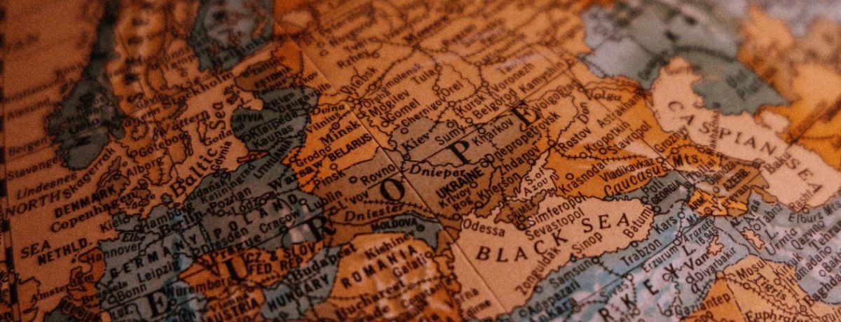 Map of Ukraine, Globe