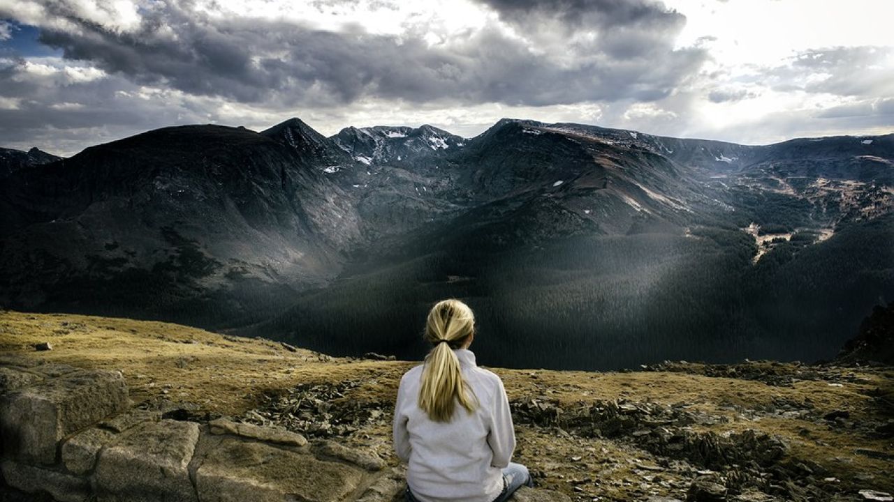 Lighting Essentials: Path of the Freelancer [Interview]