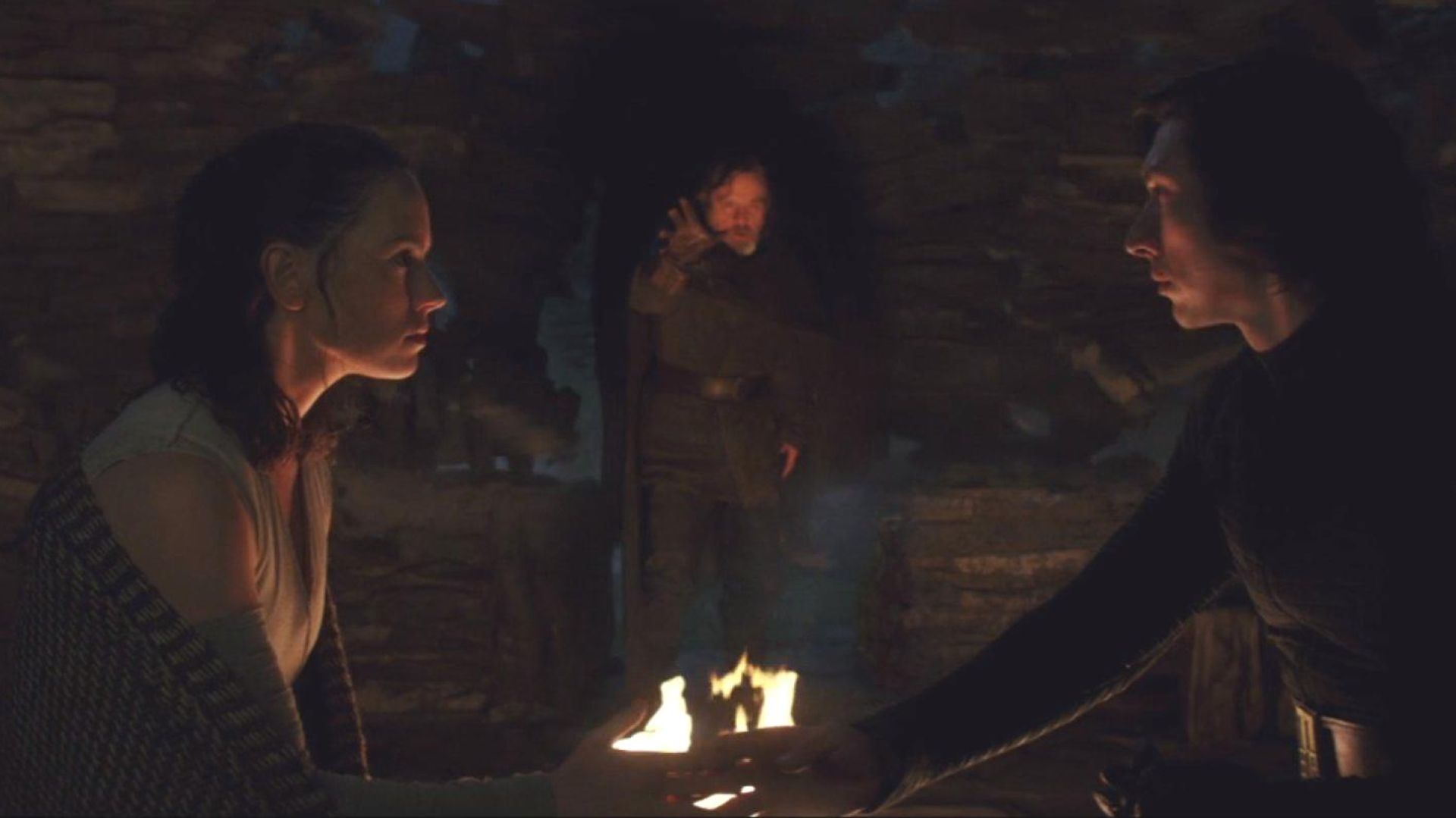 Luke & Kylo & Rey | Hut | The Last Jedi