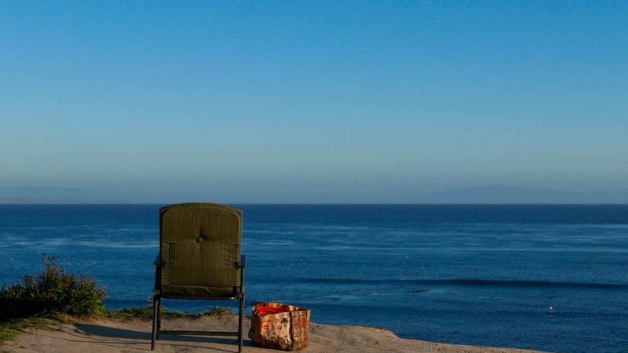 Ocean View With Chair & Bag