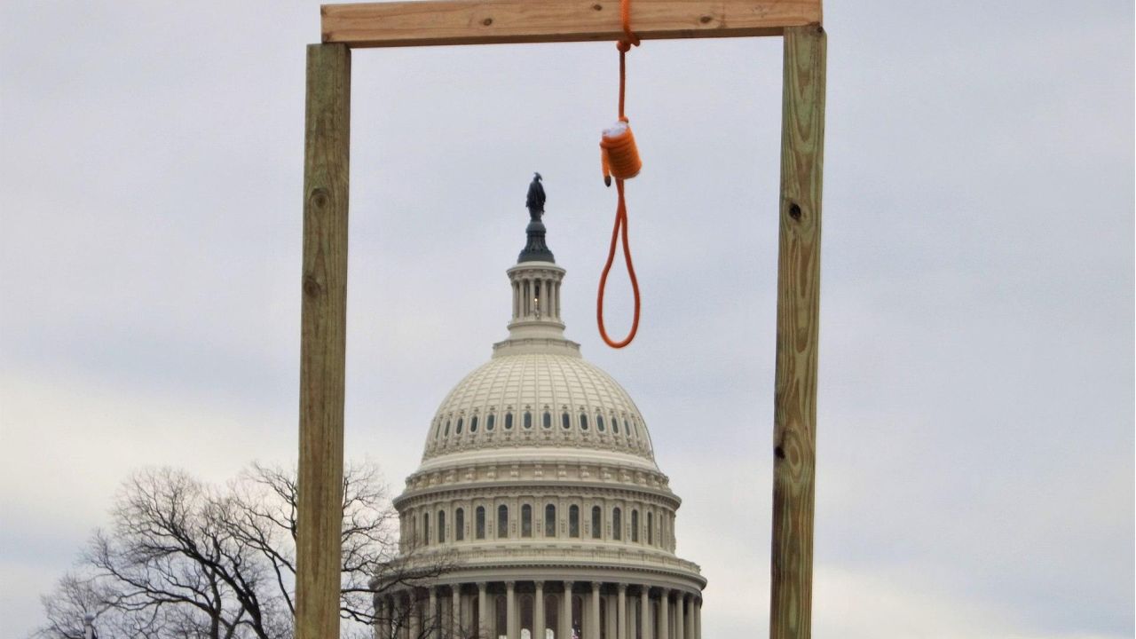 jan 6 hanging gallows