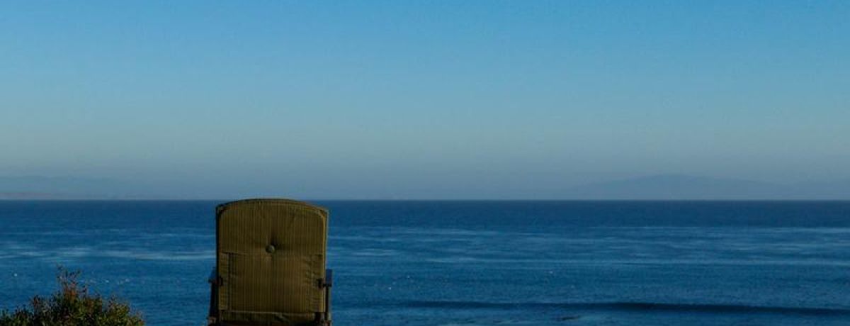 Ocean View With Chair & Bag