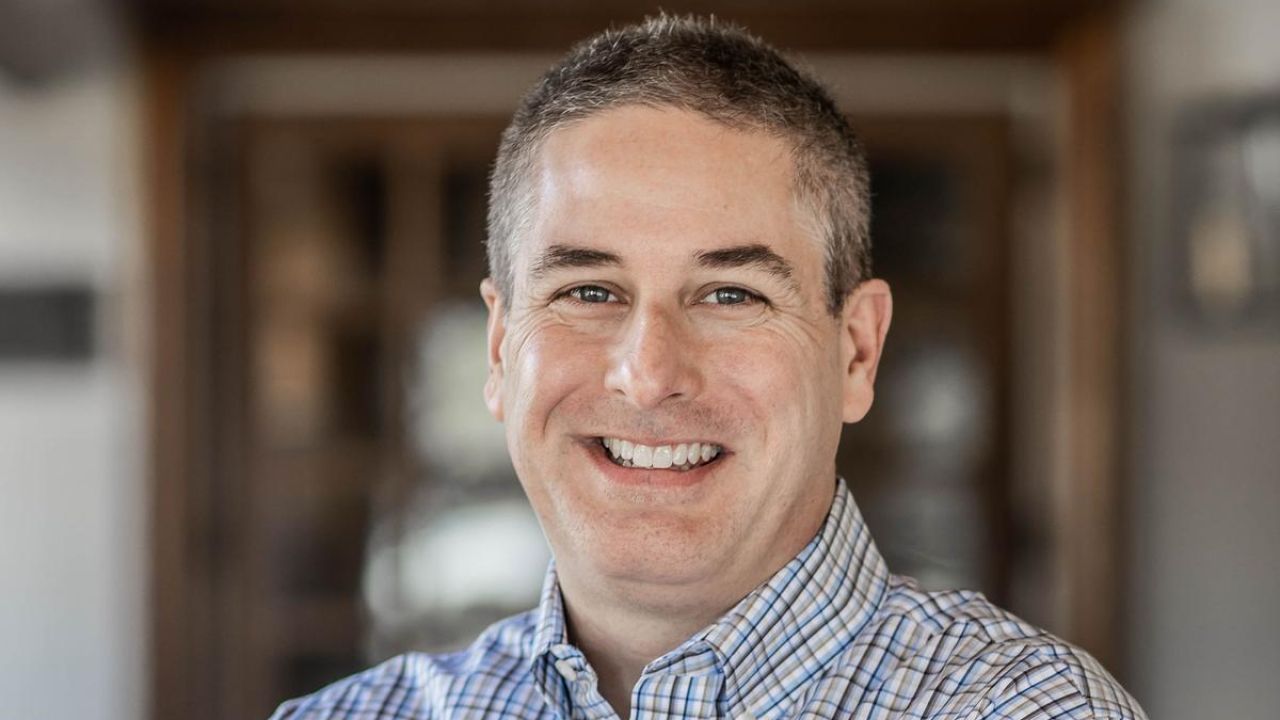 Marcus Hall Portrait Photo, Indoors