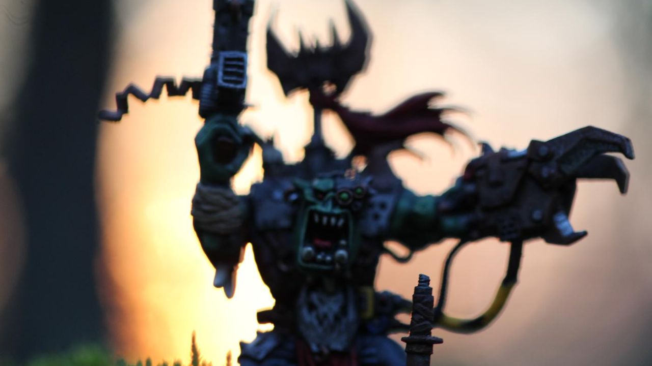 a scary warhammer figure