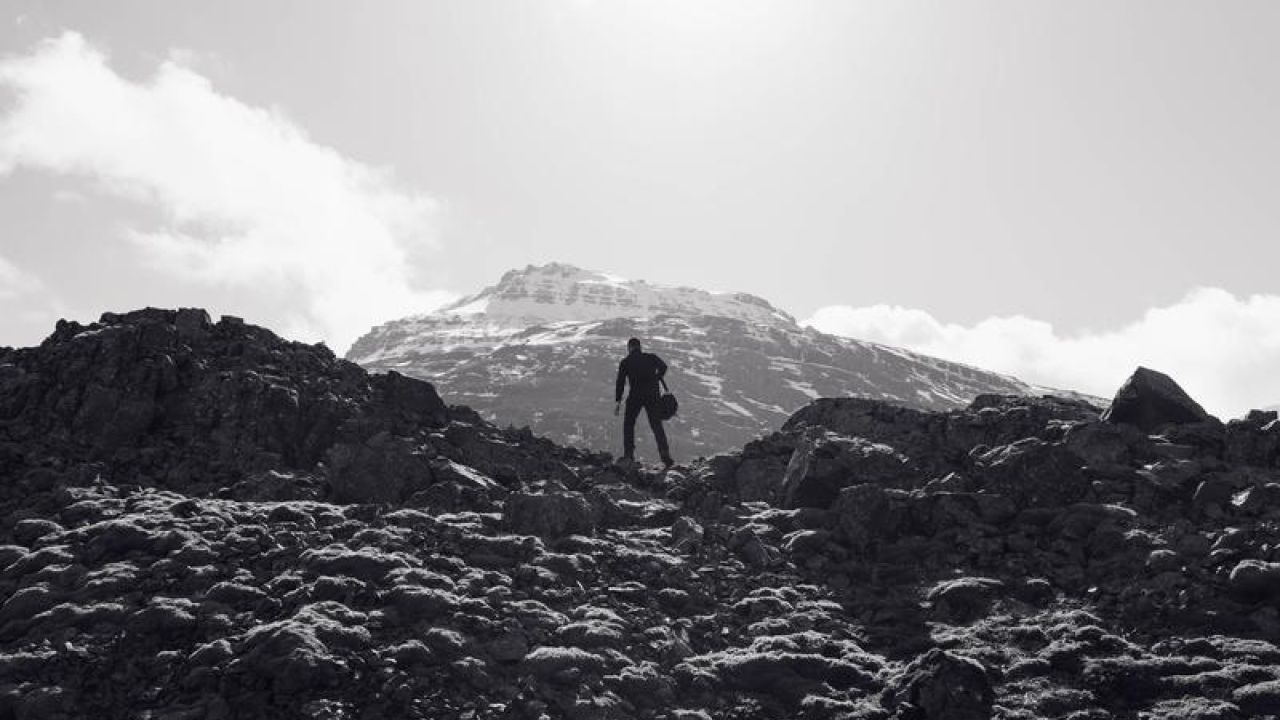 Mountain Climber | Black & White