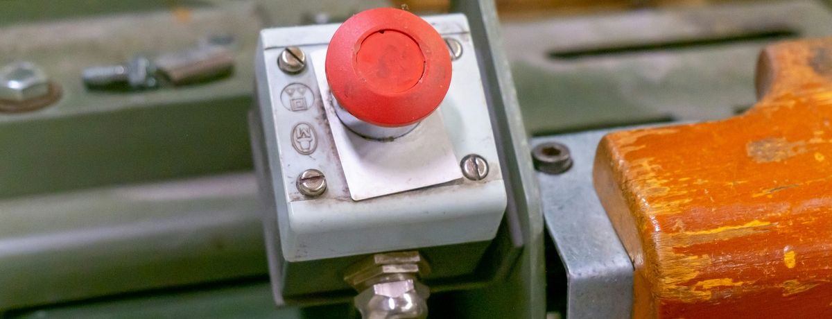 red button