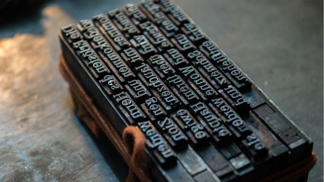 Should I Self Publish Or Pursue Traditional Publishing