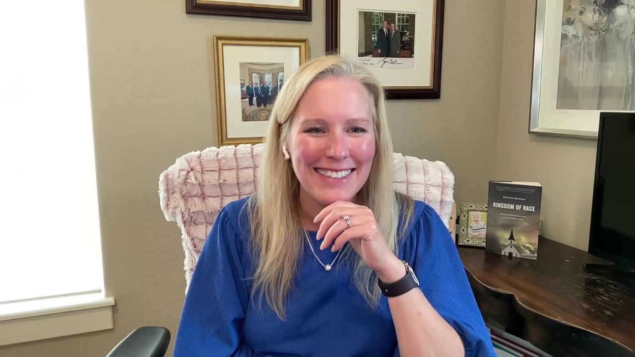 elizabeth neumann share life podcast interview snapshot