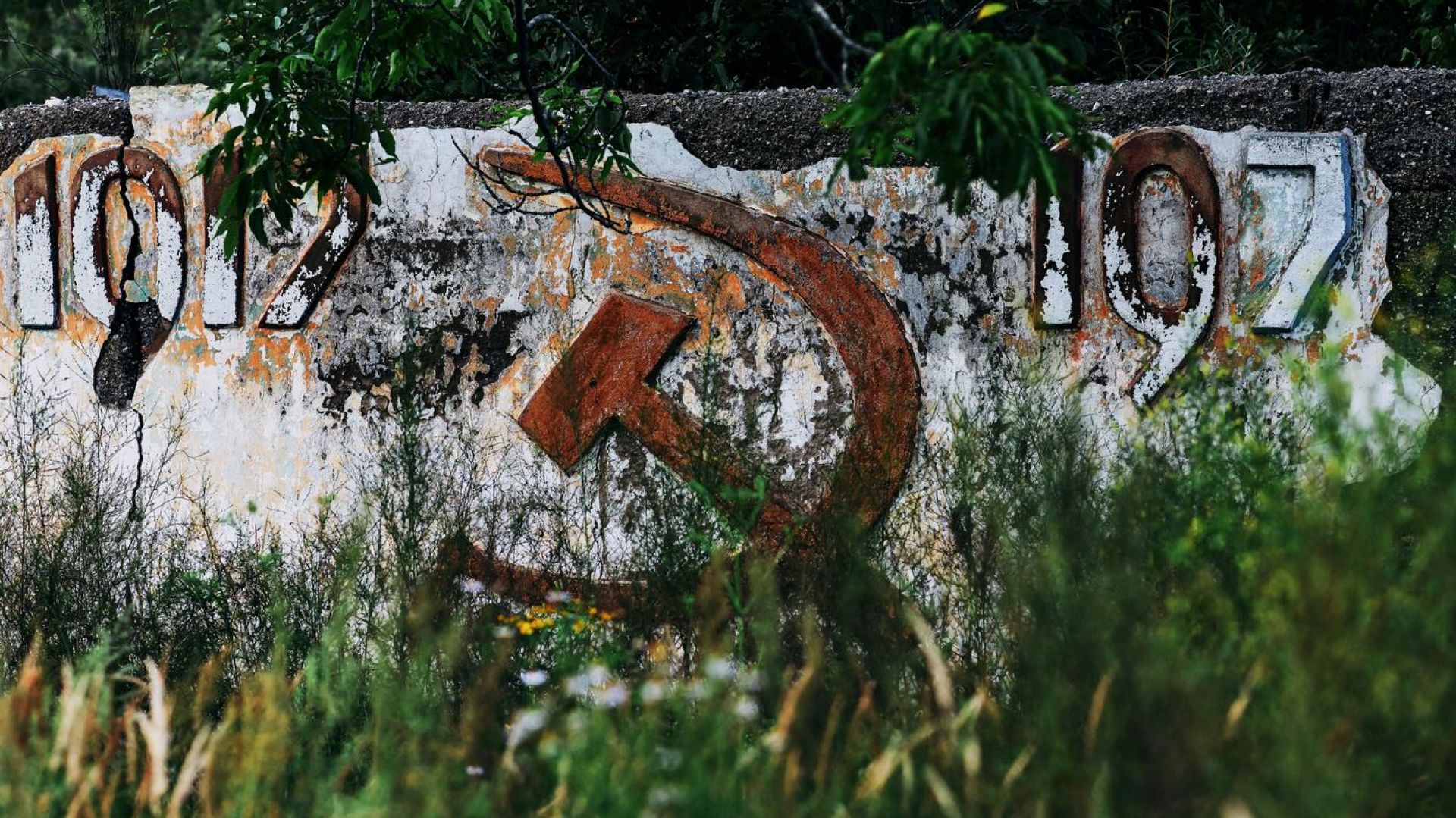 old soviet union signage, rusted, outdoors