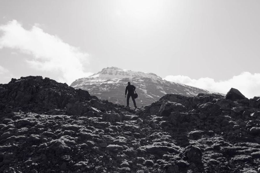 Mountain Climber | Black & White