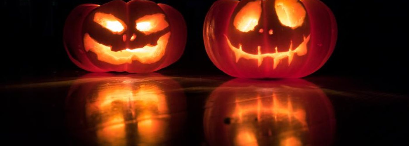 Carved Pumpkins Light Twins 